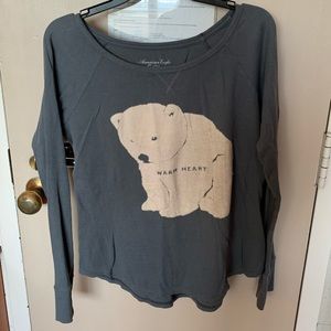 American Eagle Long Sleeve Polar bear Sweatshirt T